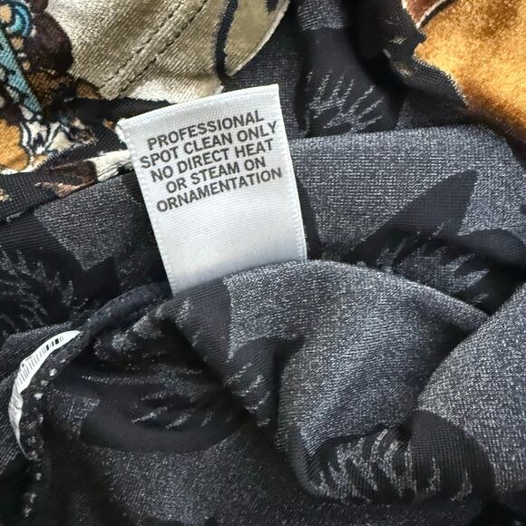 CACHE Y2K Beaded Velvet Lightweight Sweater. Paisley, Leaves, Floral. Size: S - Picture 5 of 6